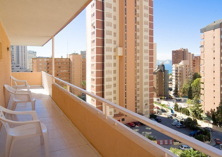Apartment standard (living room + 1 bedroom + terrace) 6/6 Benidorm Celebrations ™ Music Resort (Recommended for Adults) Apartments